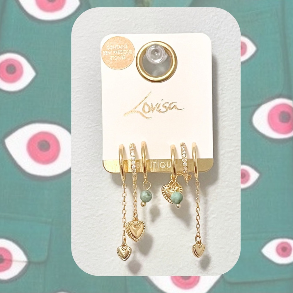 🎉🎉Triple Gold Hoop Heart & Green Stone Dangle Earrings